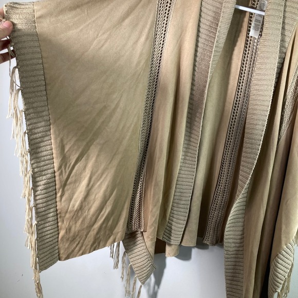 Womens Chicos Faux Suede Ruana Wrap Boho Embroidered Fringe Poncho Tan OS - Picture 4 of 7